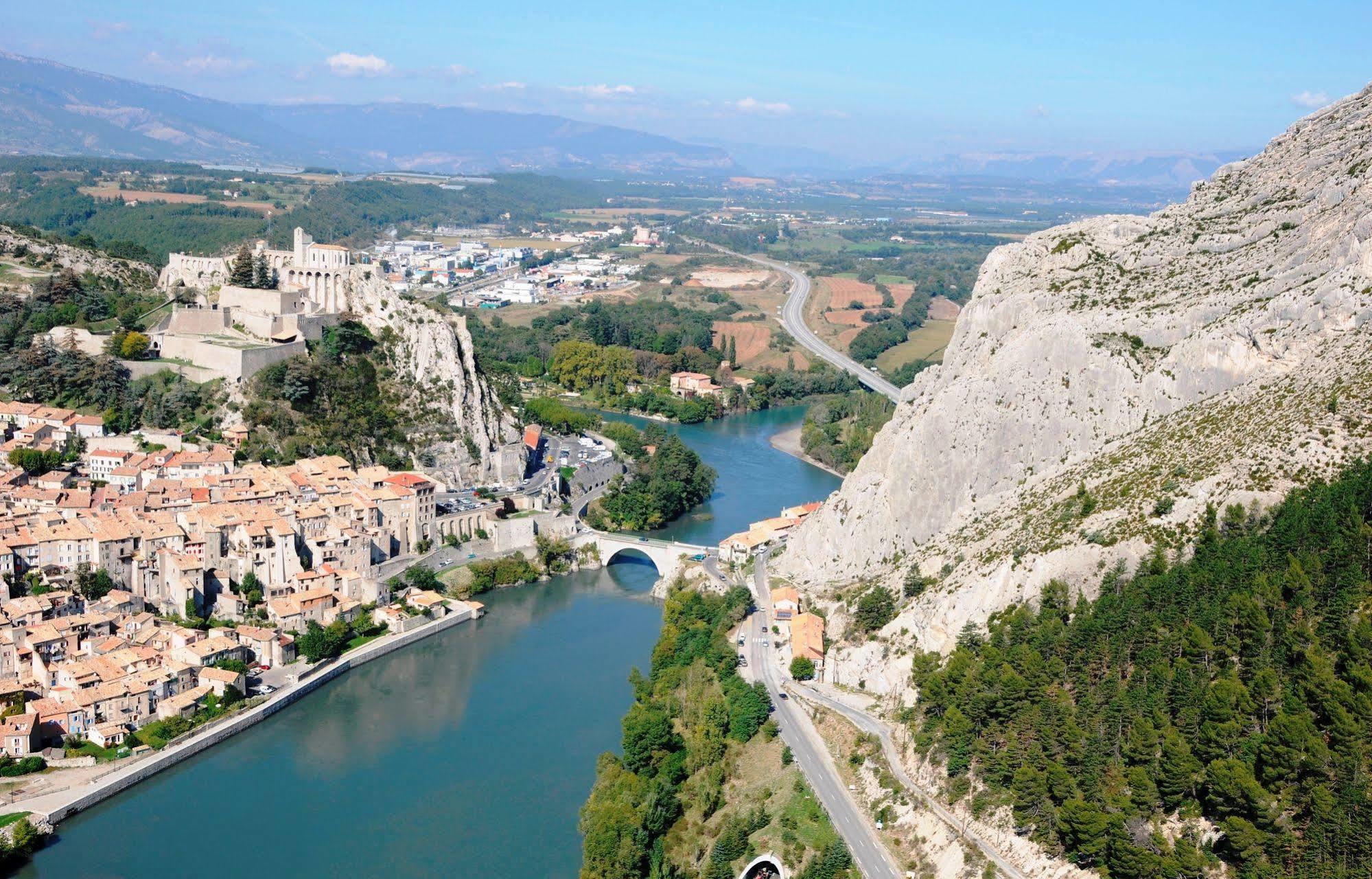 Ibis Budget Sisteron Eksteriør billede
